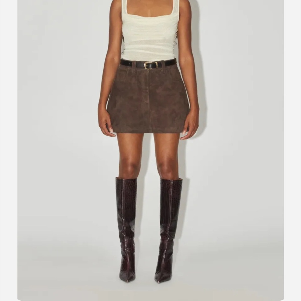 Elegant Brown Leather Belt
